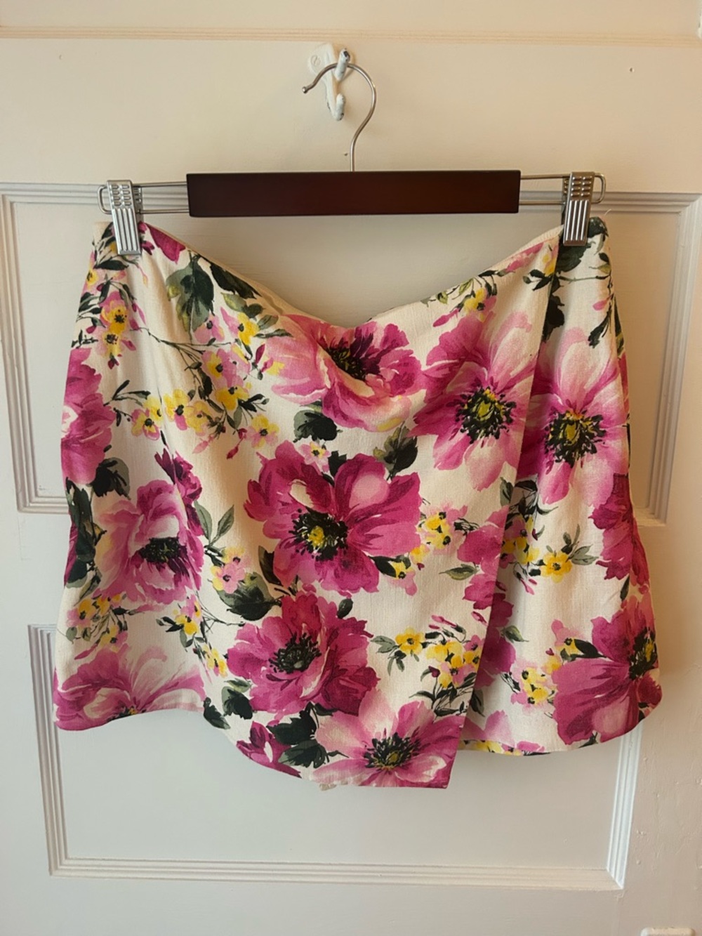 Abercrombie & Fitch floral skort